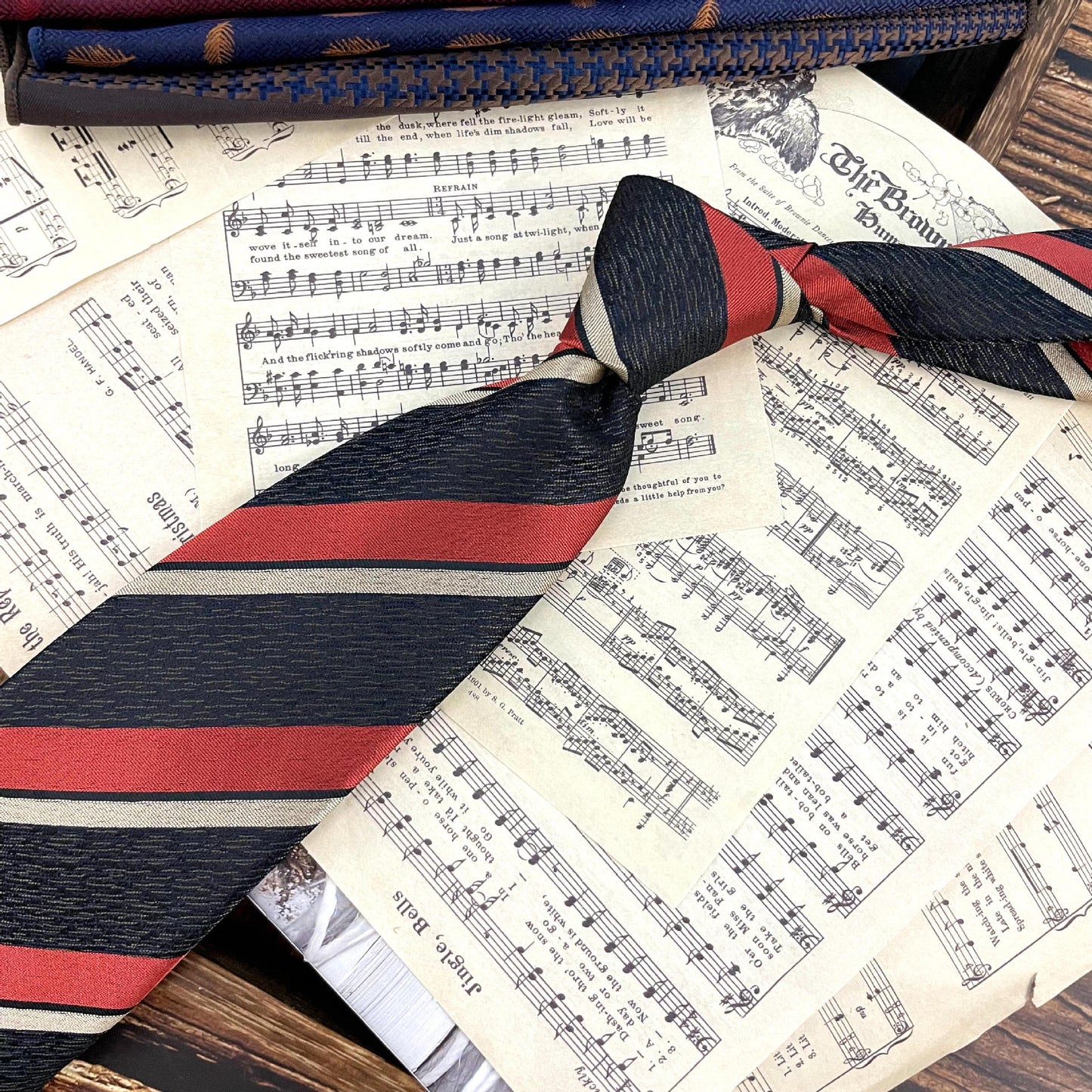 Retro Striped Tie